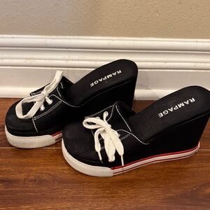 Rampage Black and White Wedge Sandal Shoe, Size 6 Sneaker Sandal